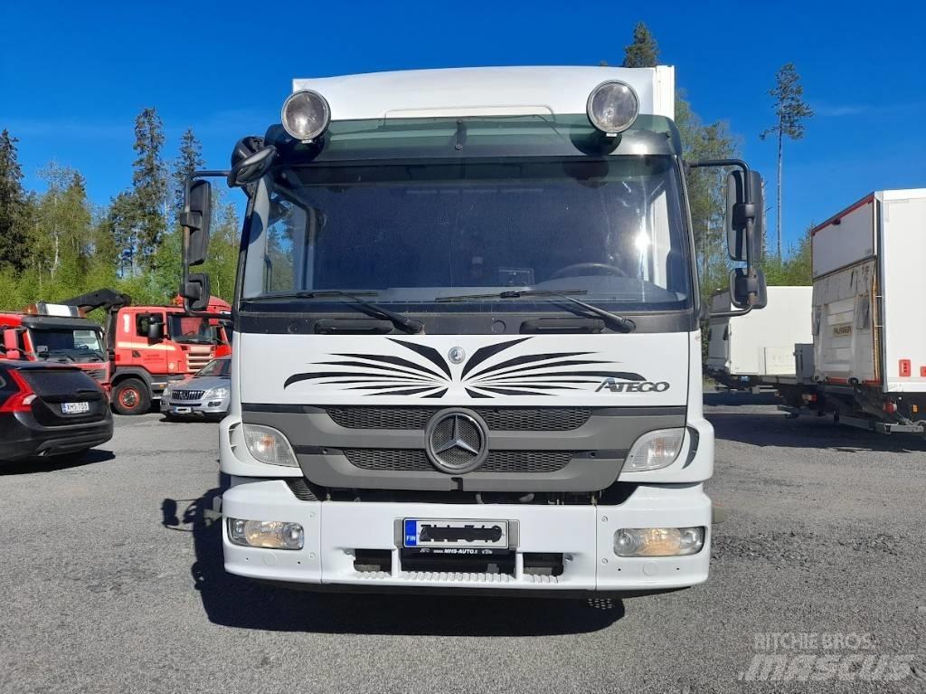 Mercedes-Benz Atego 탑차 트럭