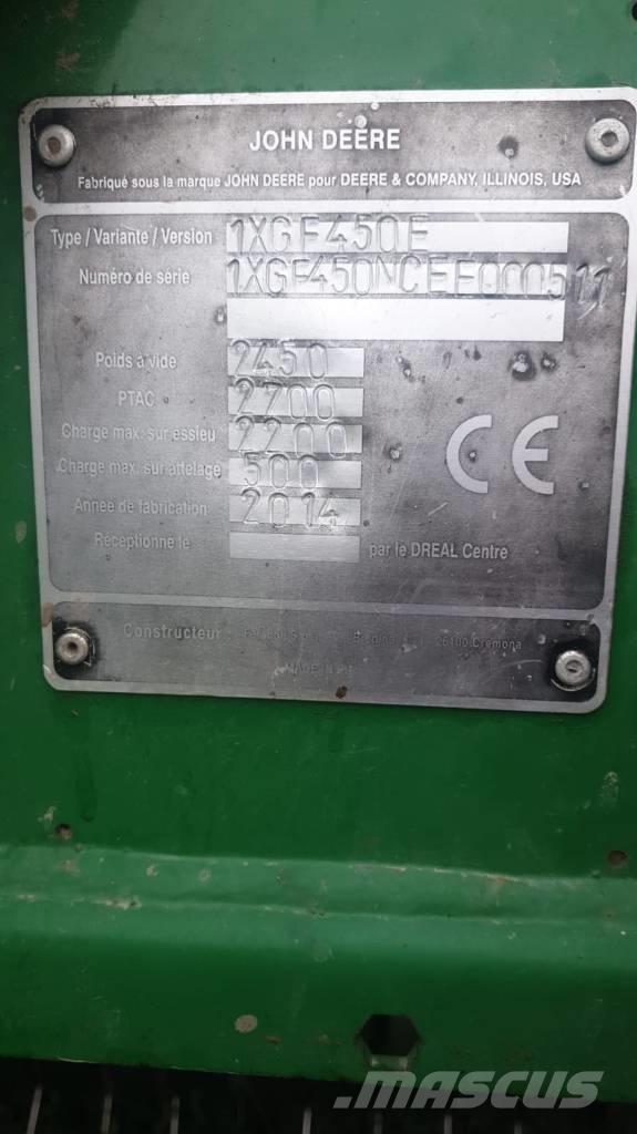 John Deere F 450 원형 곤포기