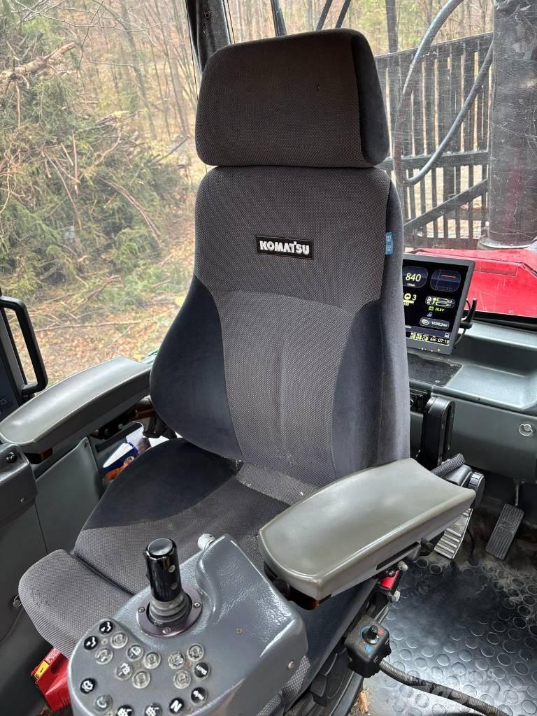 Komatsu 840.4 원목 포워더