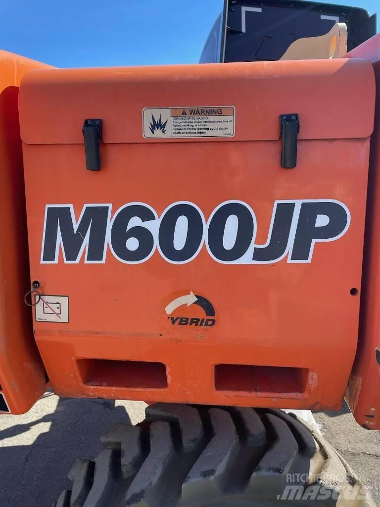 JLG M-600-JP 관절형 전동이동 리프트