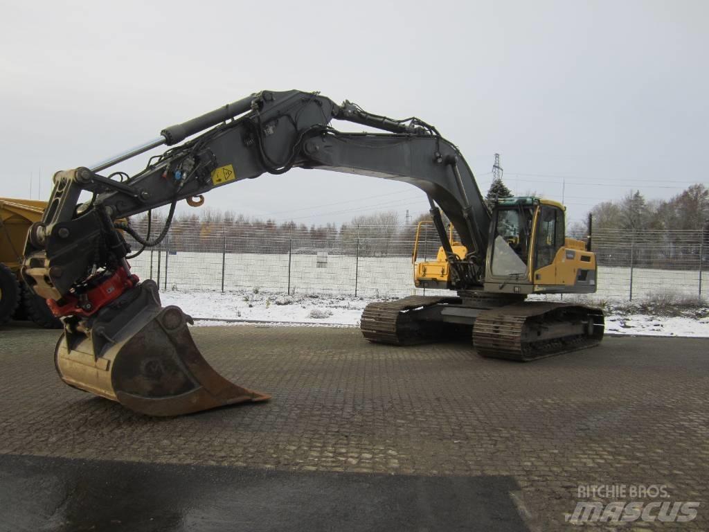 Volvo EC 300 D L 대형 굴삭기 29톤 이상