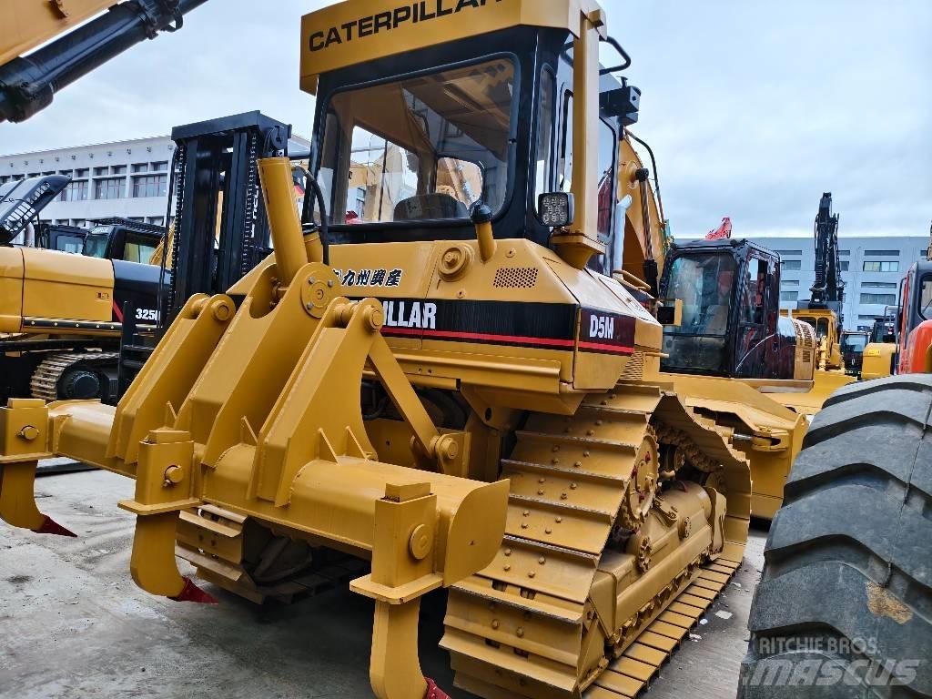 CAT D 5 M 크롤러 도저