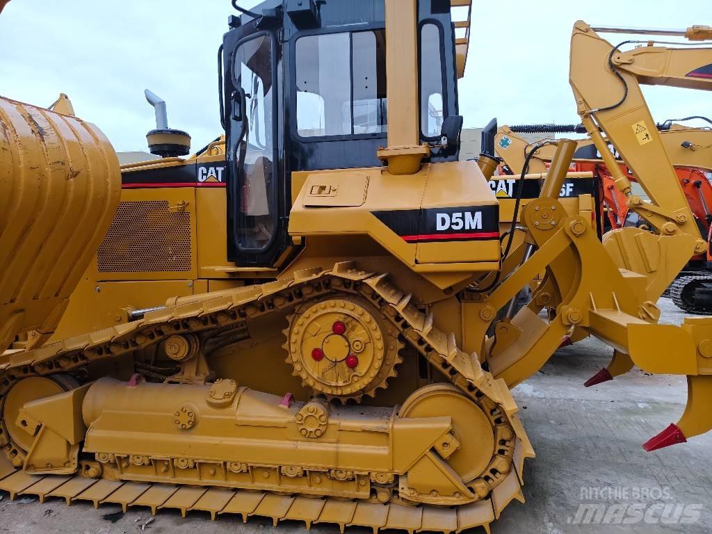 CAT D 5 M 크롤러 도저