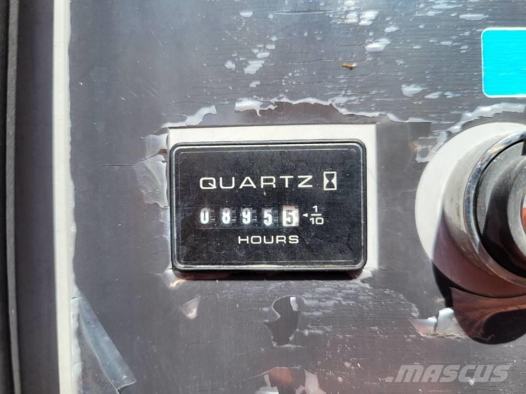 JLG 660 SJ / 660SJ 견인식 전동이동 리프트