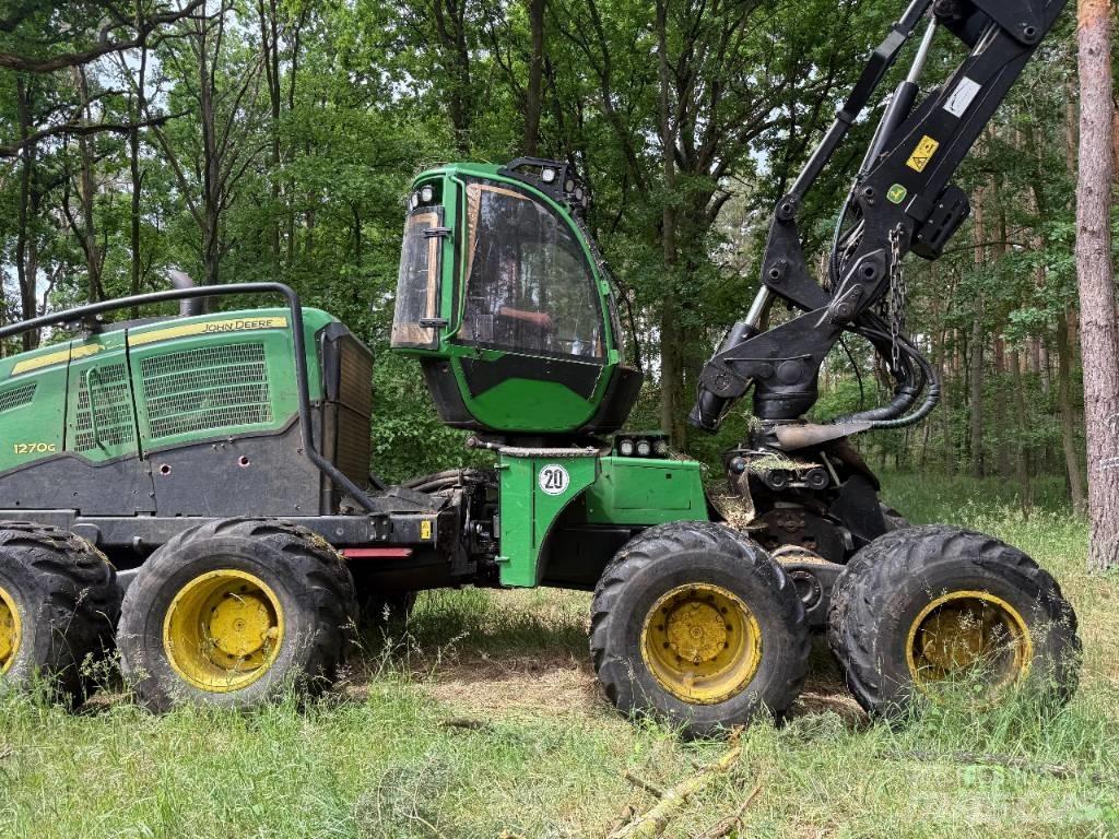 John Deere 1270 G 원목 하베스터