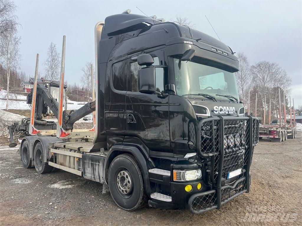 Scania R 580 목재 트럭