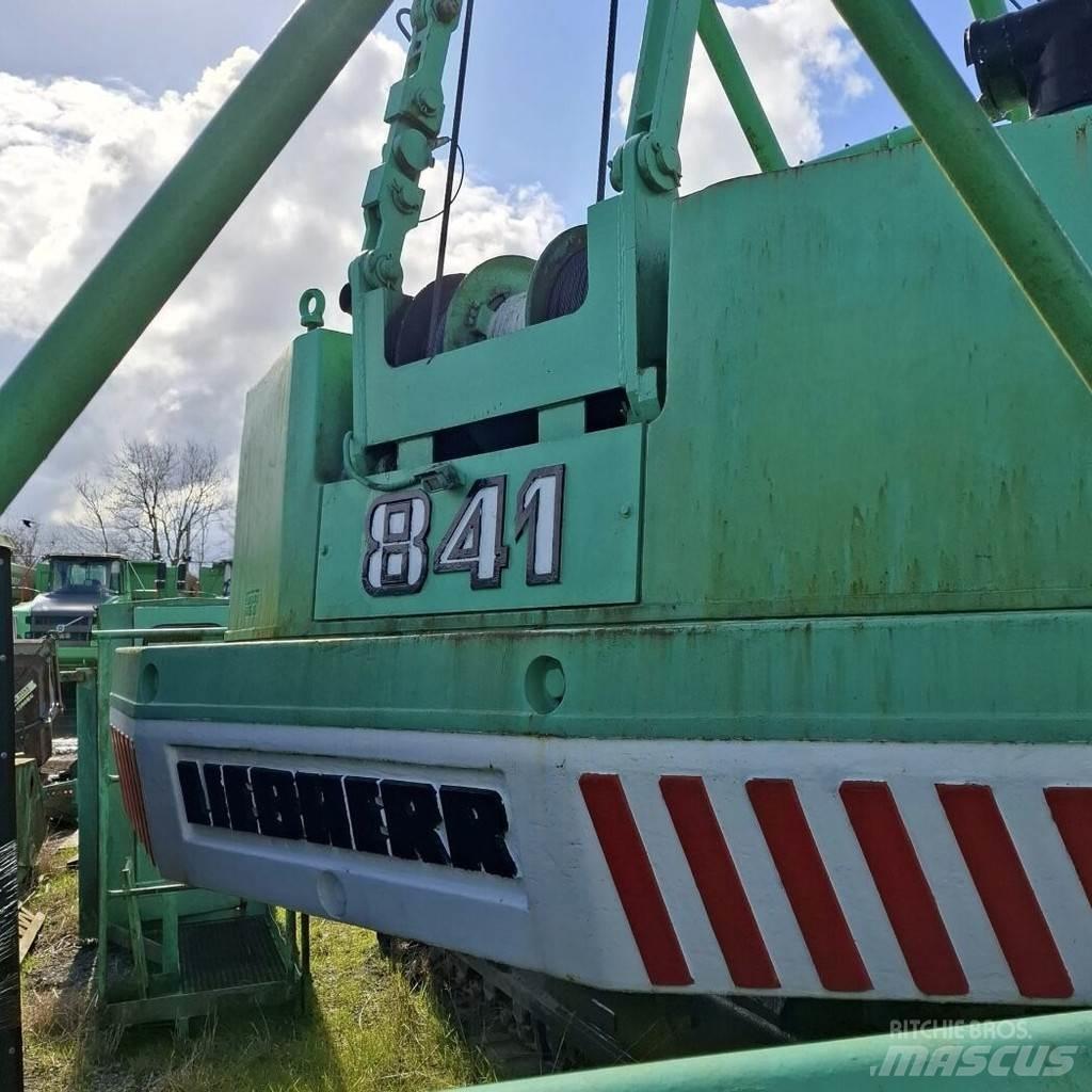 Liebherr HS 841 트랙 크레인