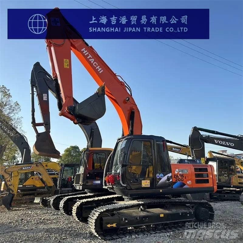 Hitachi ZX 200 대형 굴삭기 29톤 이상