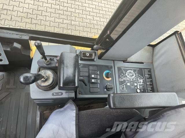 CAT IT 14 G  휠로우더