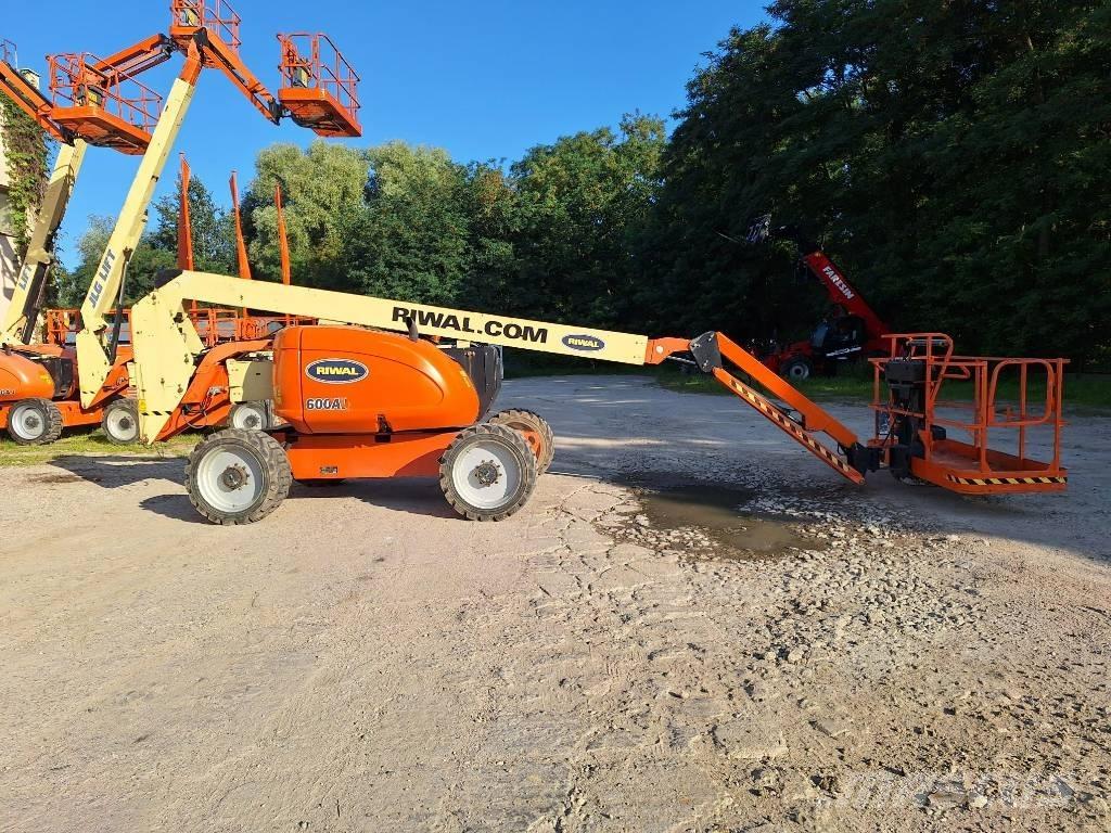 JLG 600AJ 관절형 전동이동 리프트
