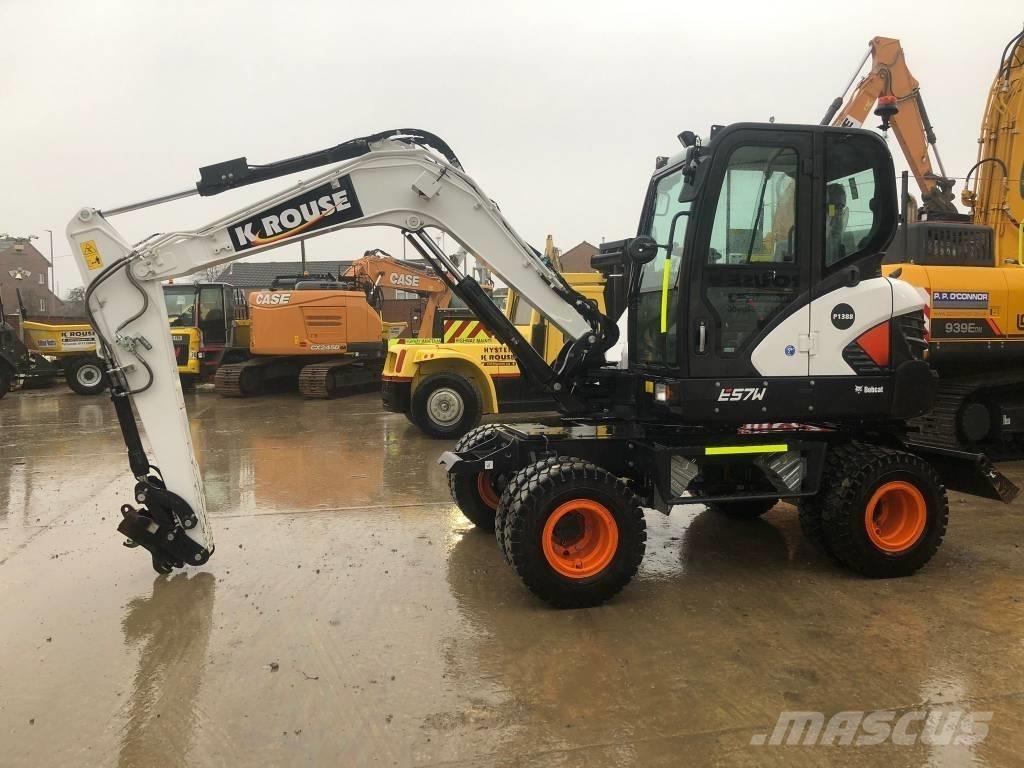 Bobcat E 57 W  휠 굴삭기