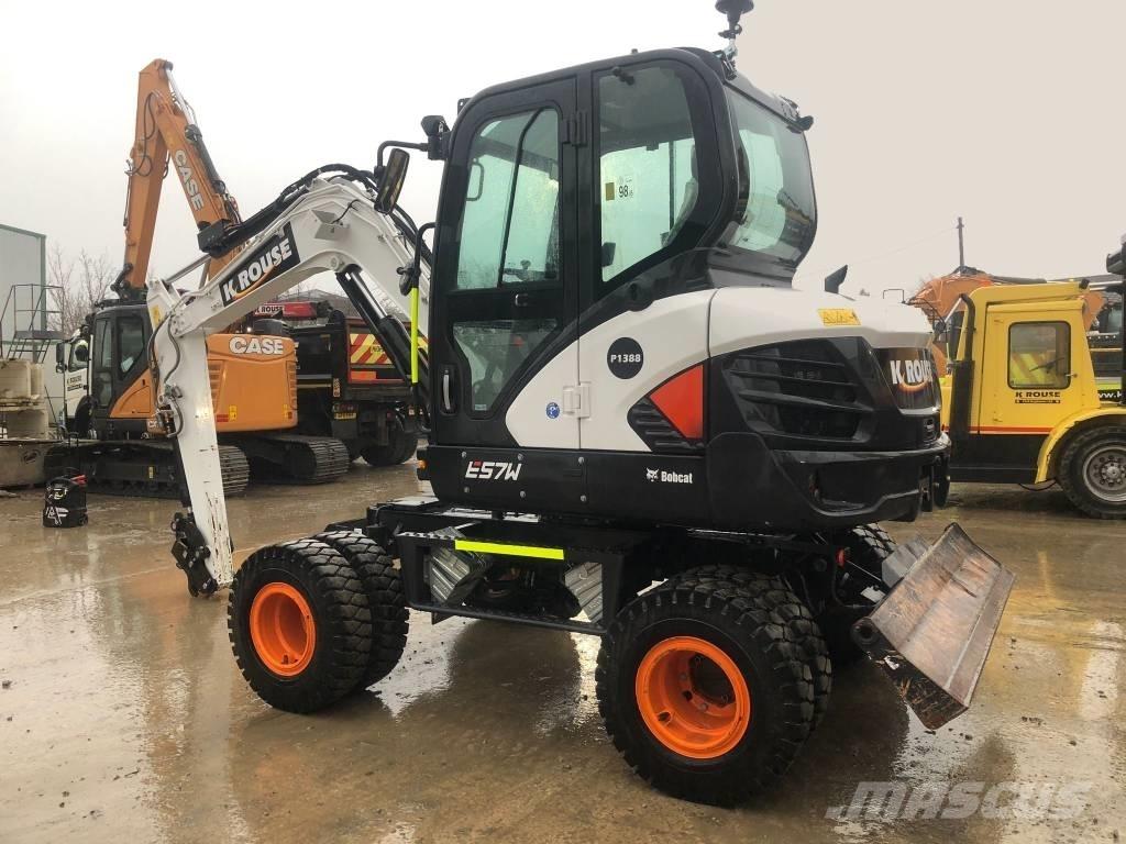 Bobcat E 57 W  휠 굴삭기