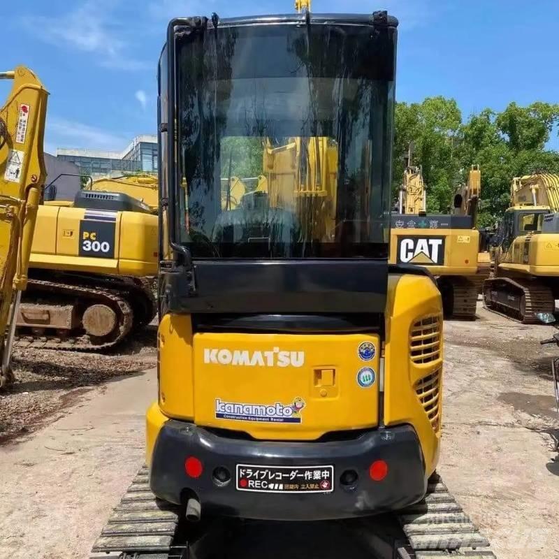 Komatsu PC 30 소형 굴삭기 7톤 미만
