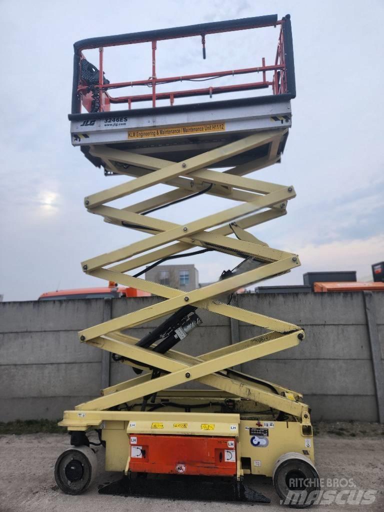 JLG 3246 ES 가위형 리프트