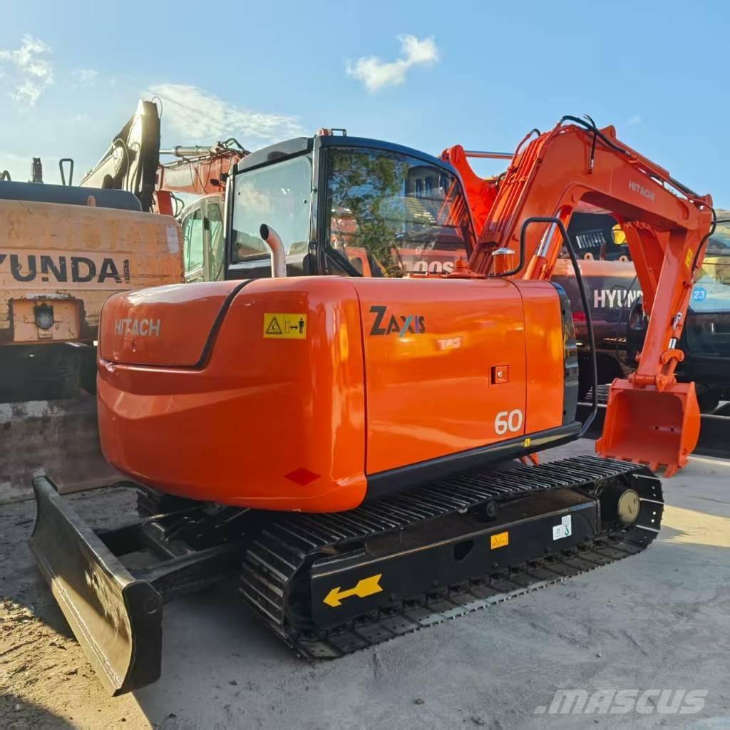 Hitachi ZX 60 소형 굴삭기 7톤 미만