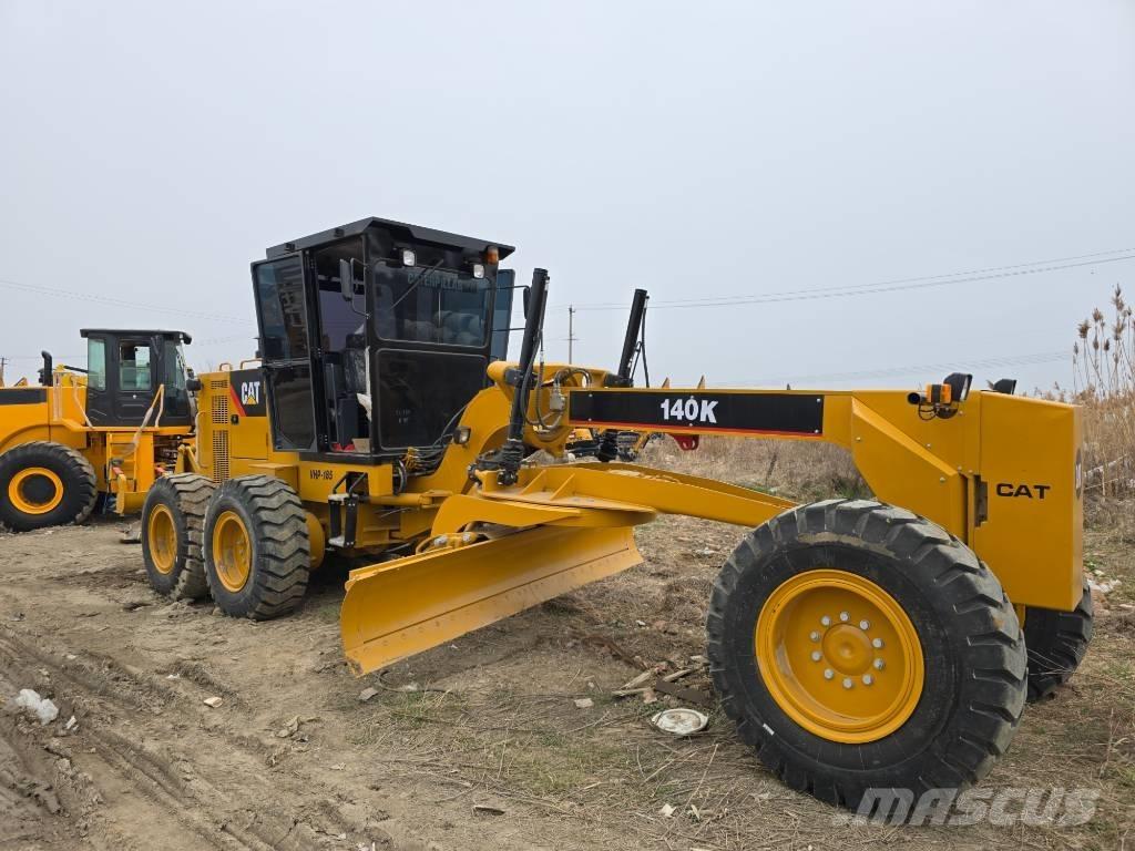 CAT 140K 그레이더