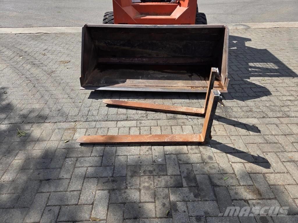 Thomas T170  스키드로더