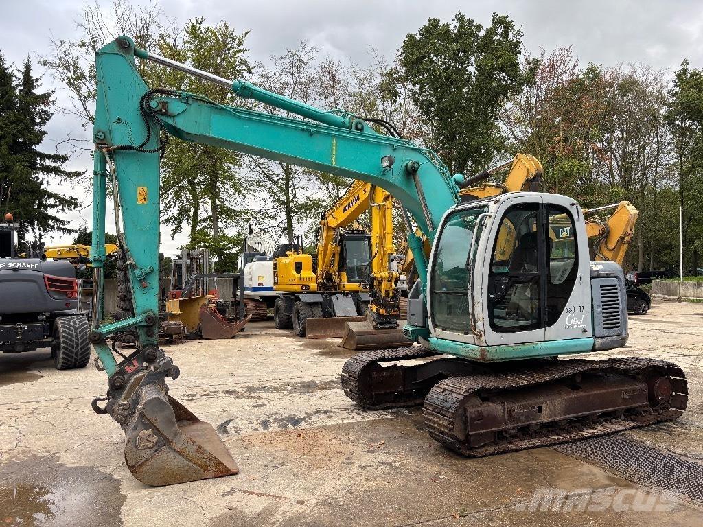 Kobelco SK 135 대형 굴삭기 29톤 이상
