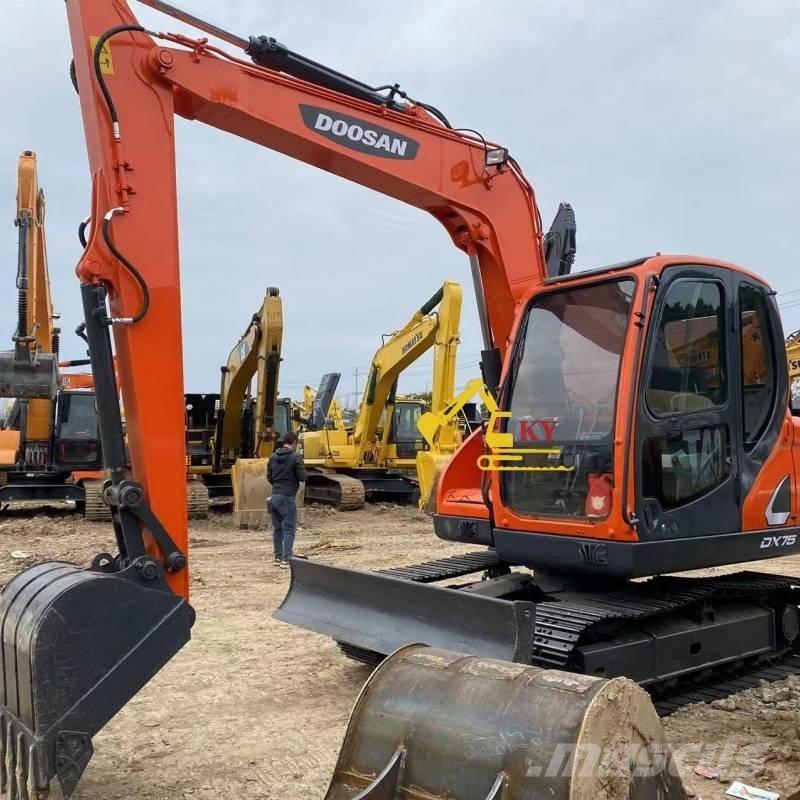 Doosan DX 75-9 대형 굴삭기 29톤 이상