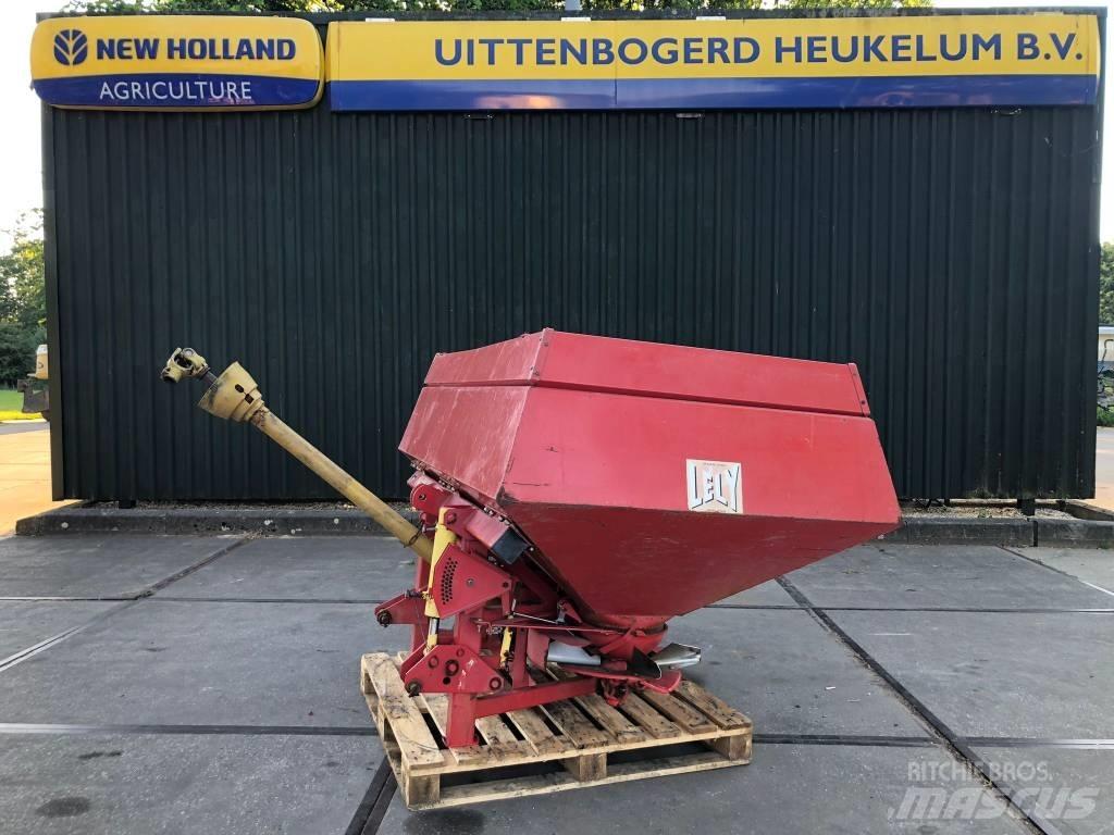 Lely Centerliner 미네랄 살포기