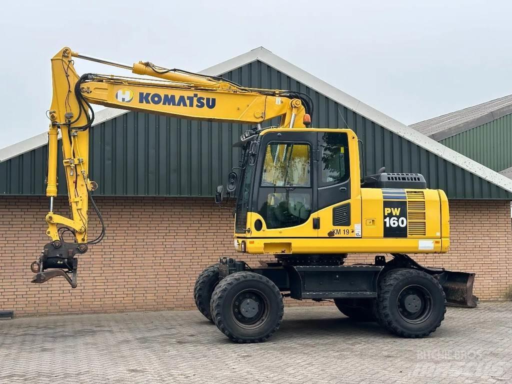Komatsu PW160-8  휠 굴삭기