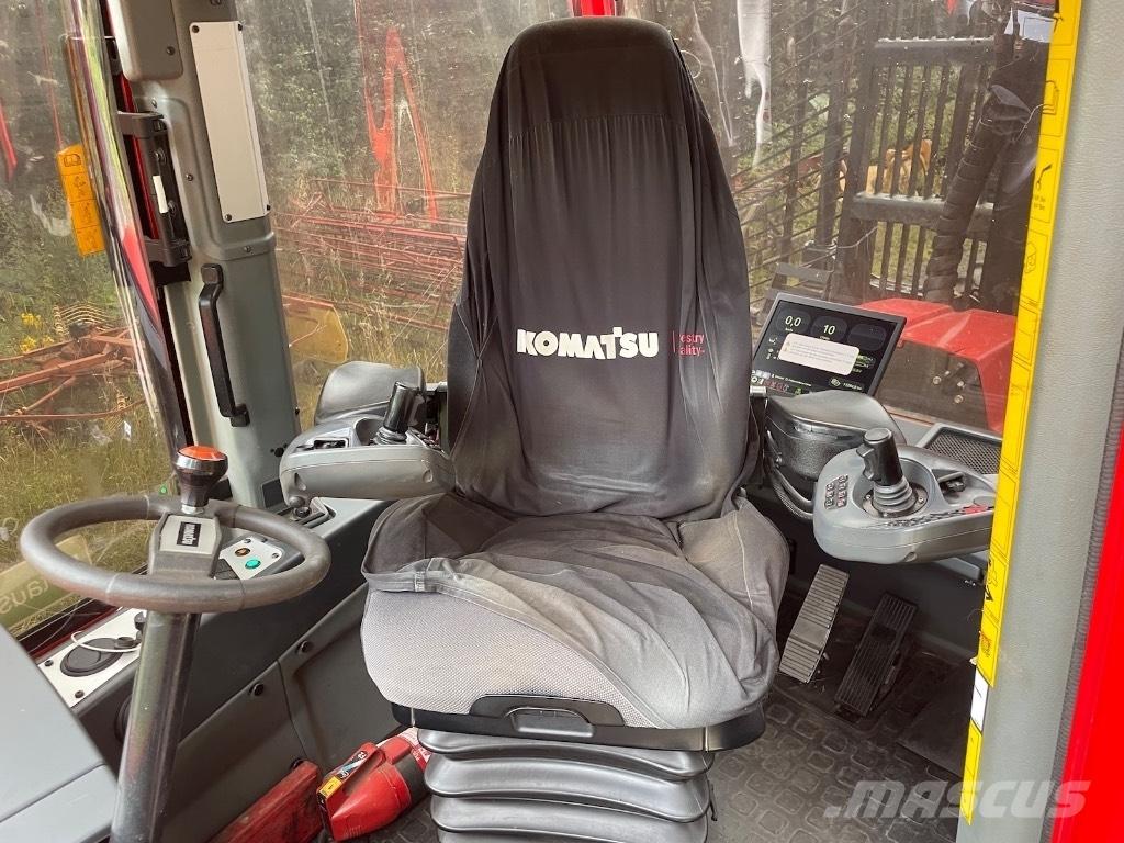 Komatsu 855 원목 포워더