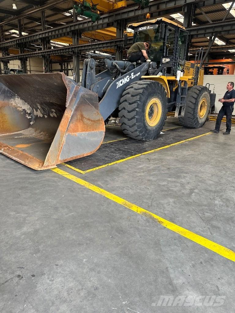 XCMG LW 700 KN  휠로우더