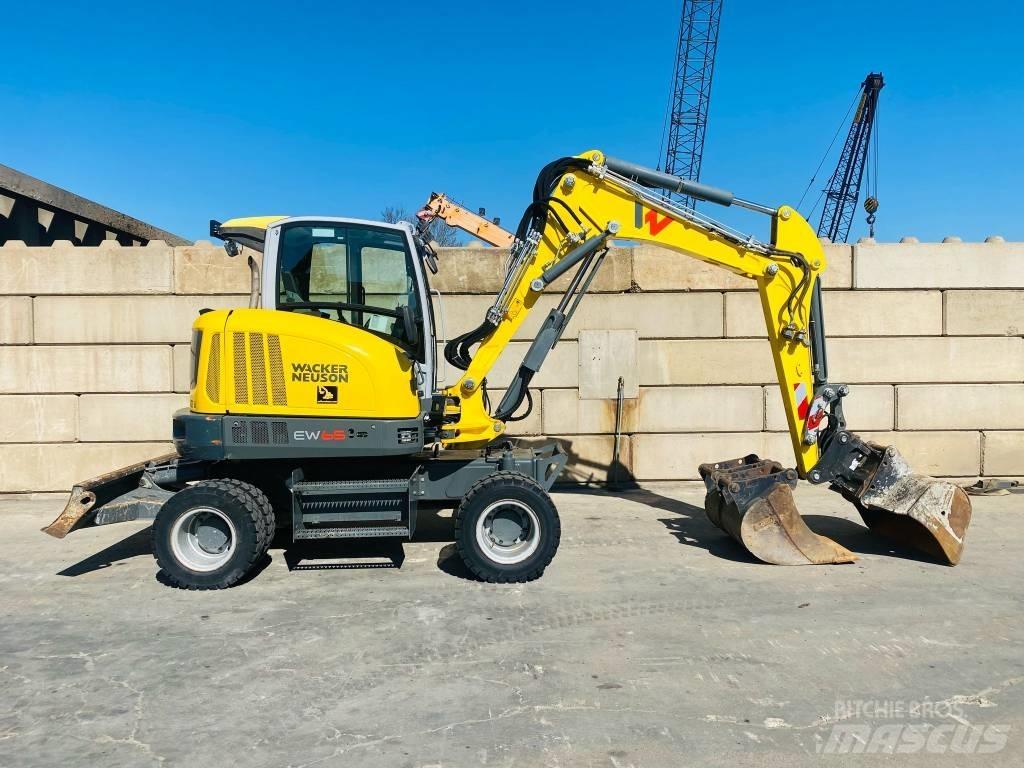 Wacker Neuson EW 65  휠 굴삭기