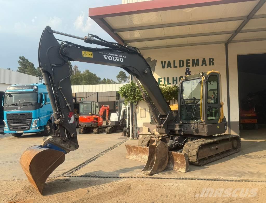 Volvo ECR 88 D 중형굴삭기 7톤-28톤