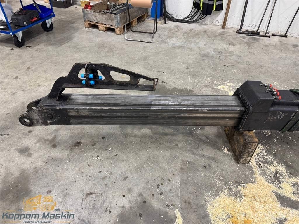 Valmet CRF12 포워더 크레인