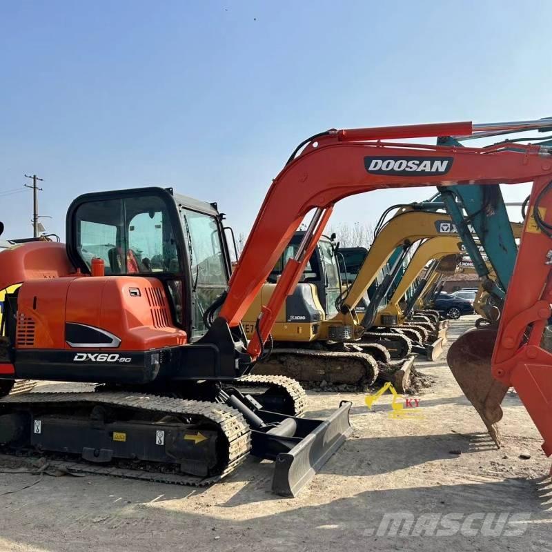 Doosan DX 60-9 C 대형 굴삭기 29톤 이상
