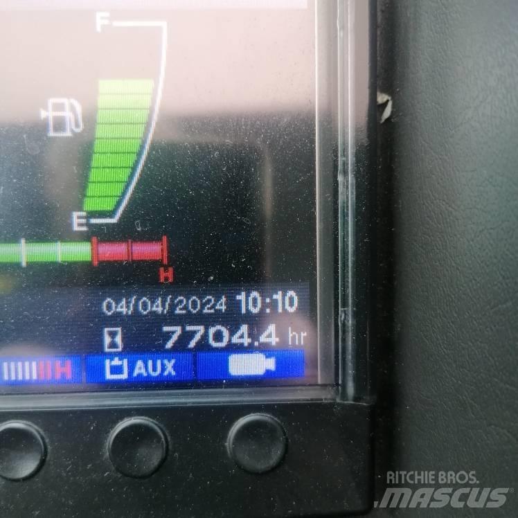 Takeuchi TB290 중형굴삭기 7톤-28톤