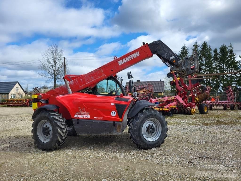Manitou MT 835 텔러 핸들러