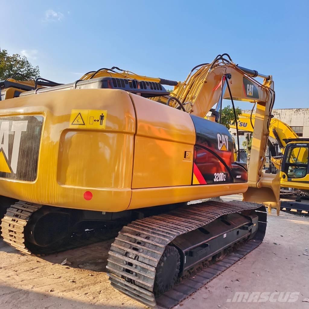 CAT 320 D 대형 굴삭기 29톤 이상