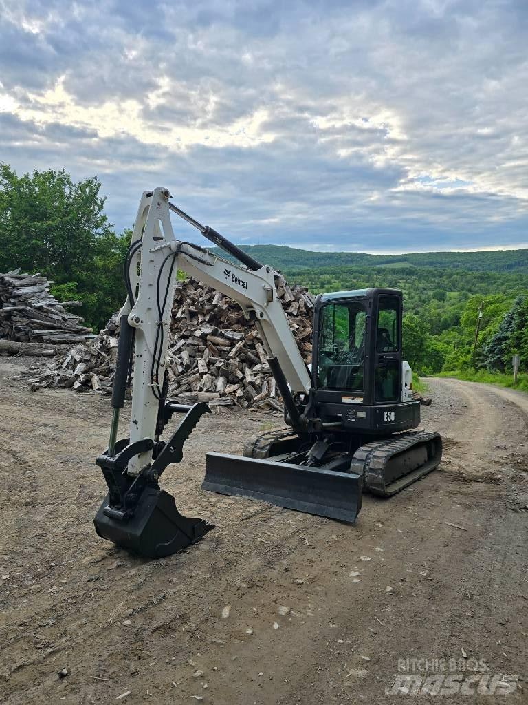 Bobcat E 50 소형 굴삭기 7톤 미만