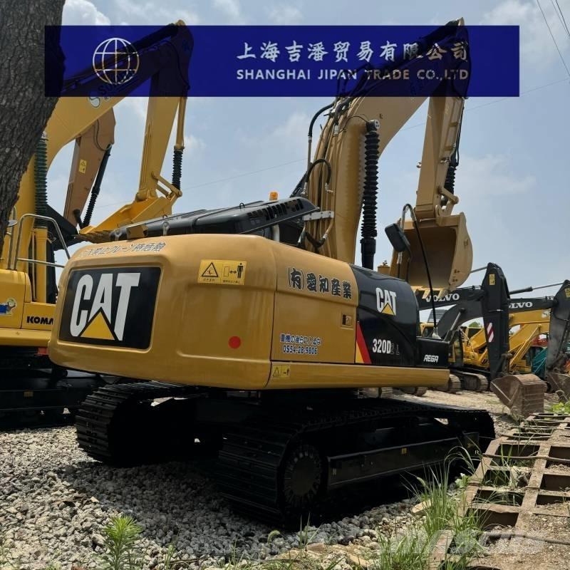 CAT 320 D 대형 굴삭기 29톤 이상
