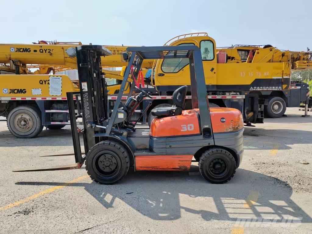 Toyota FD 30 디젤 지게차