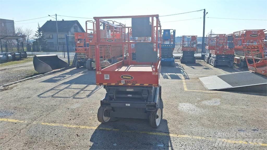SkyJack SJIII4620 가위형 리프트