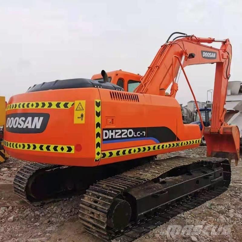 Doosan DH 220 LC-7 대형 굴삭기 29톤 이상
