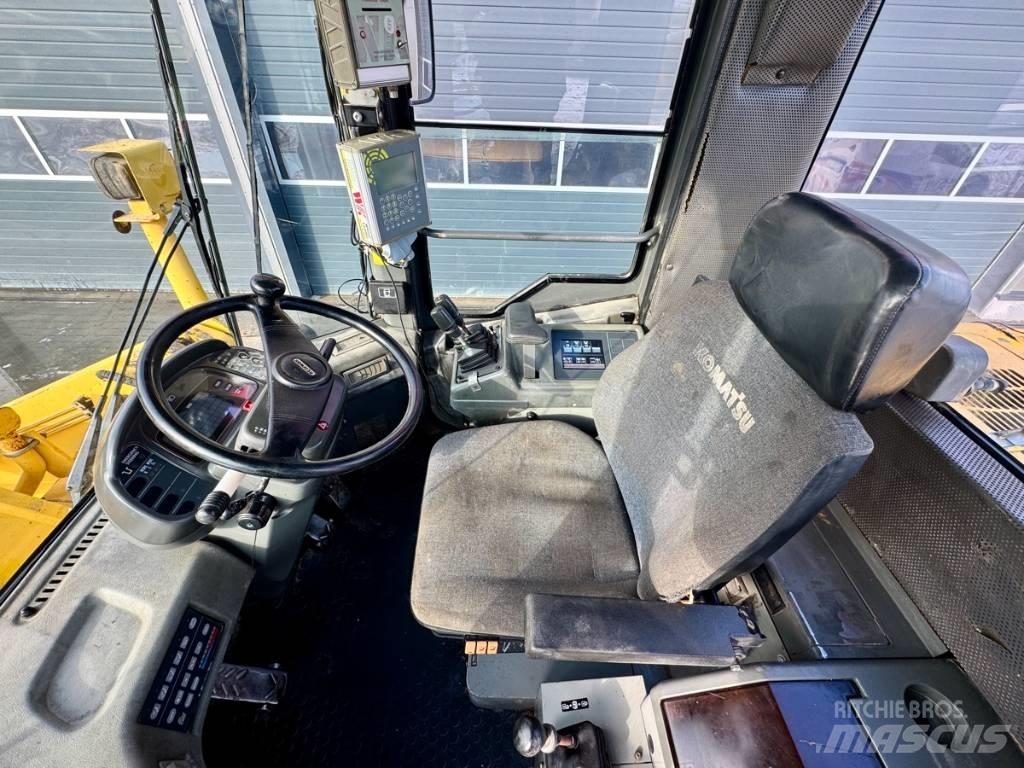 Komatsu WA 470-3H  휠로우더