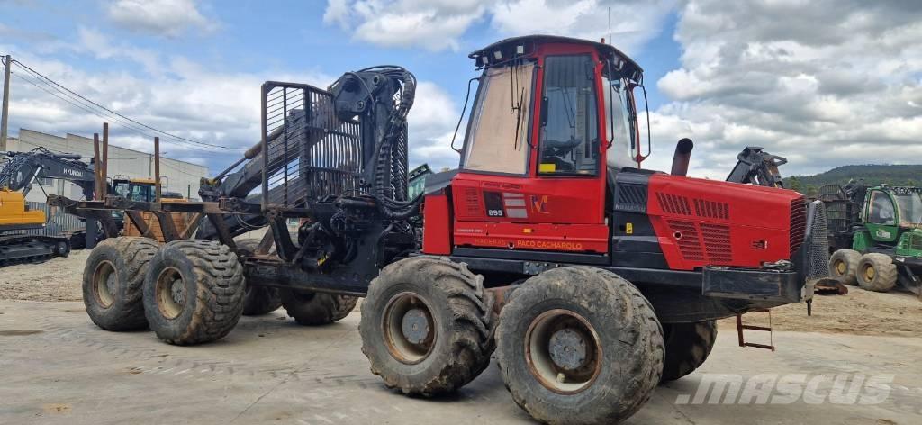 Komatsu 895 원목 포워더