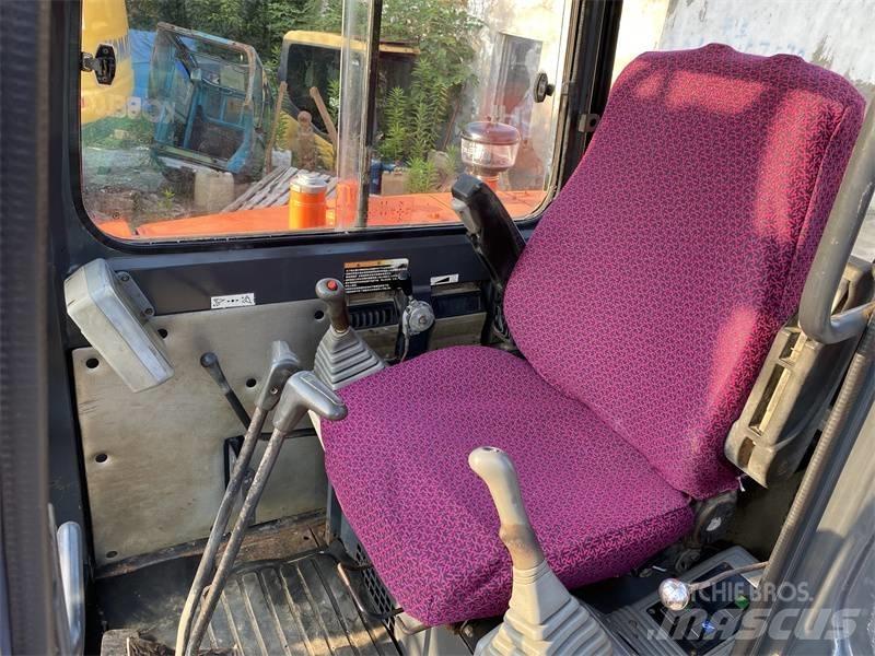 Doosan DX 55  휠 굴삭기