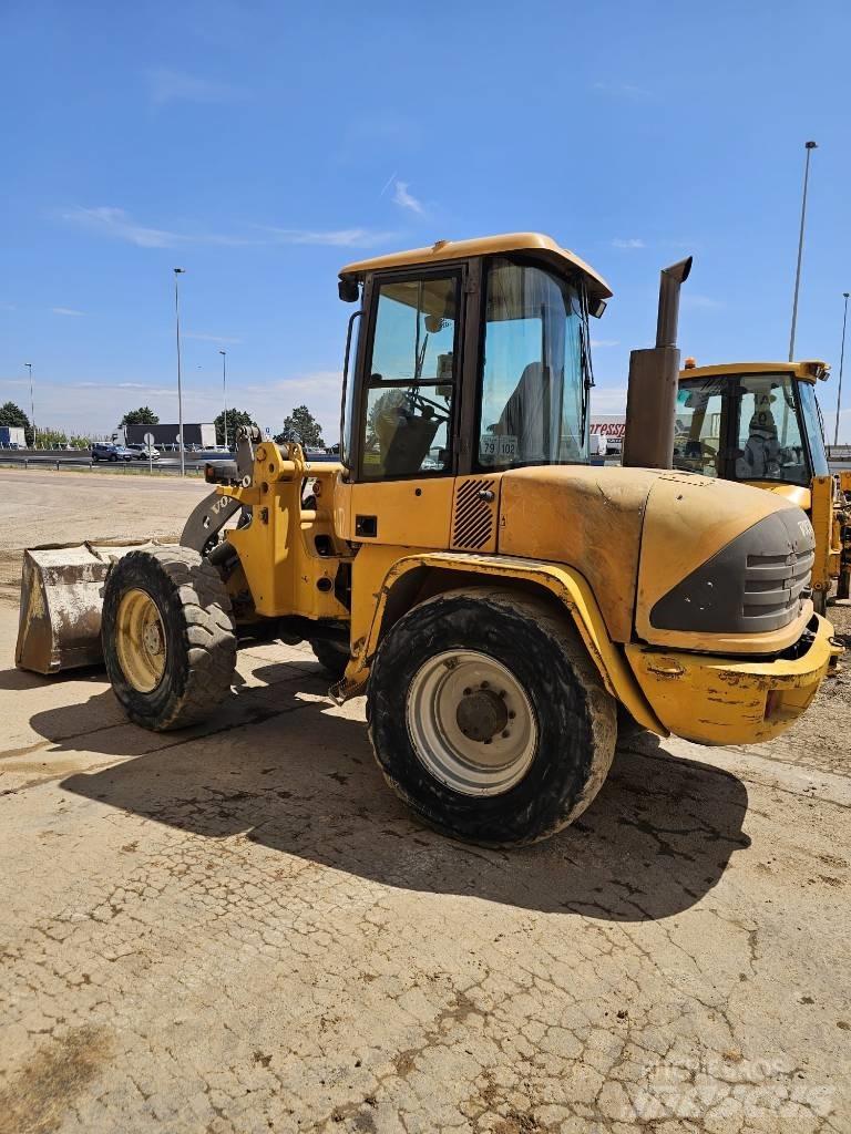 Volvo L 40  휠로우더