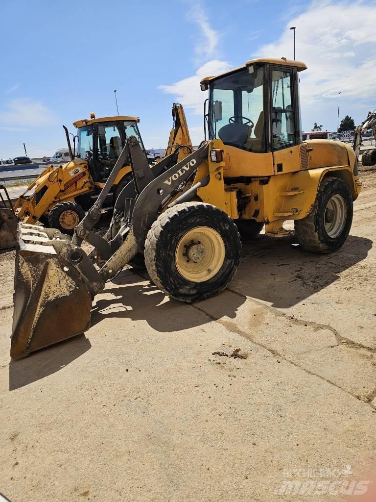 Volvo L 40  휠로우더