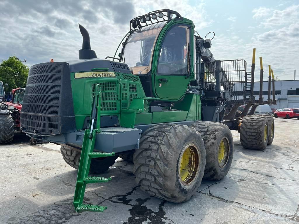 John Deere 1510G 원목 포워더
