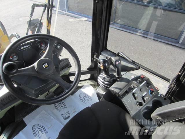 CAT 906  휠로우더