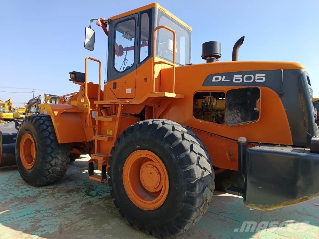 Doosan DL 505  휠로우더
