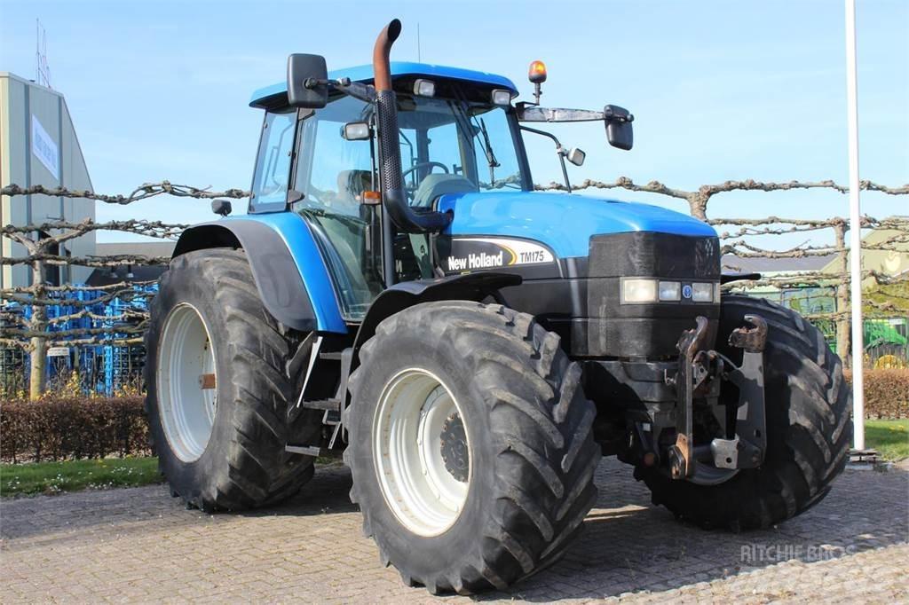 New Holland TM175 트랙터