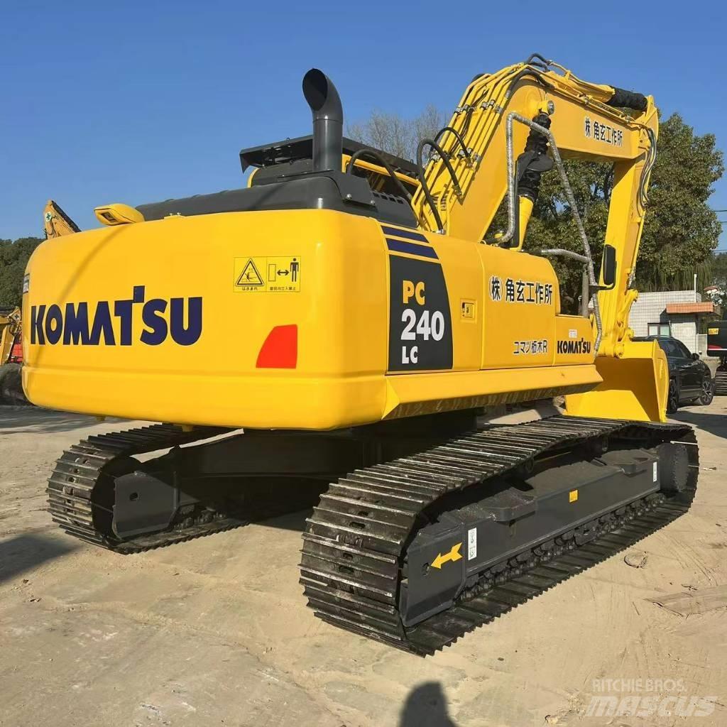 Komatsu PC240LC-8 소형 굴삭기 7톤 미만