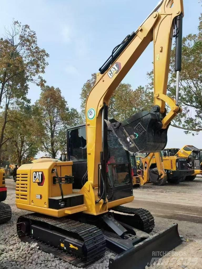 CAT 306E 대형 굴삭기 29톤 이상